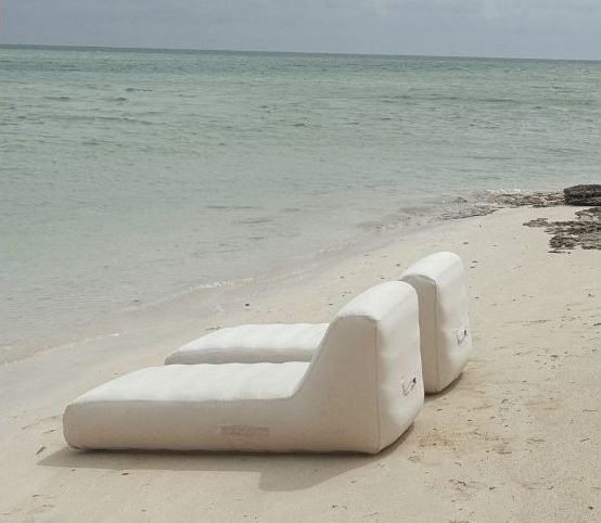 Hotel Pool Lounge Chairs